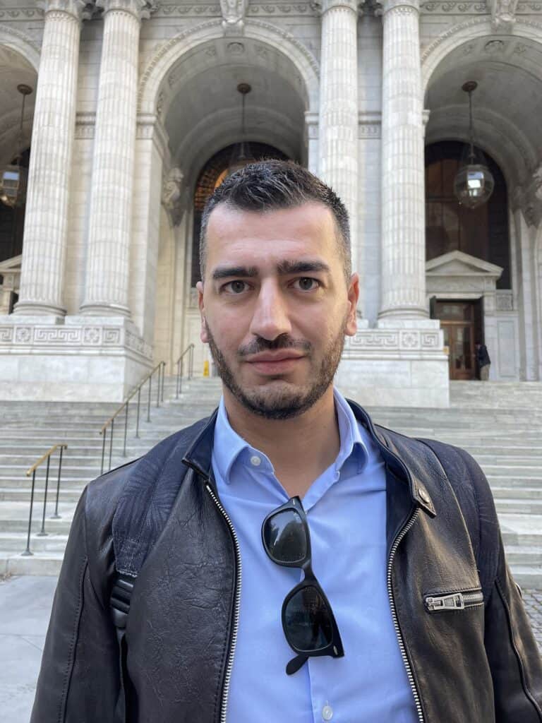 La mostra personale di pittura di Tarek Komin