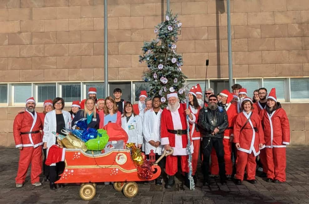 Ospedale del Valdarno: i Babbi Natale in Pediatria e in Ostetricia