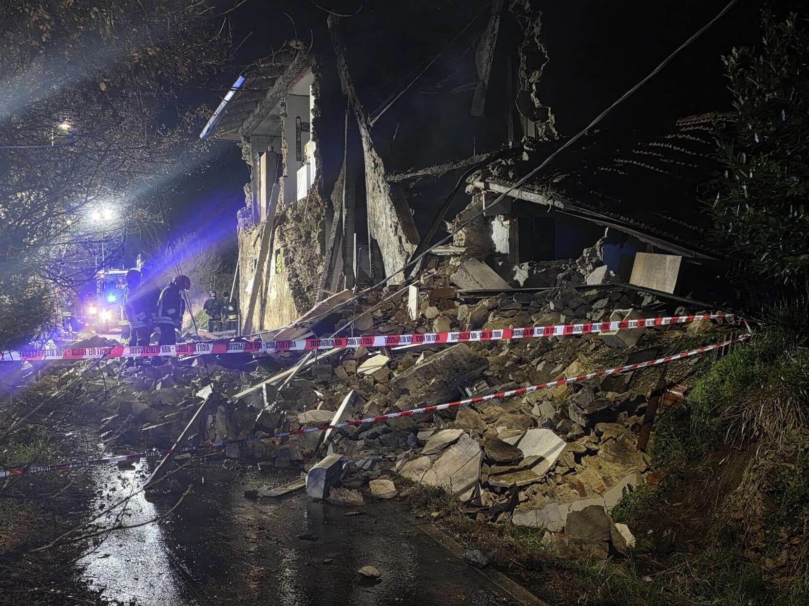 crollo-palazzina-matto_arezzo