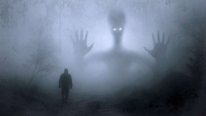 nebbia-alieno-fanatsmi