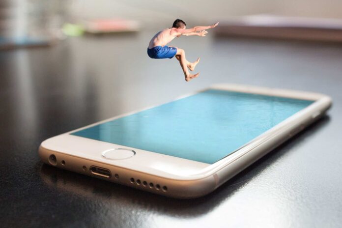 smartphone-persone-gente-internauti