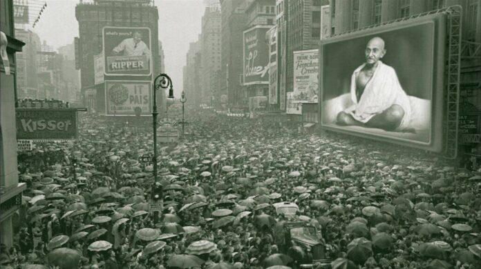 Gandhi non violenza
