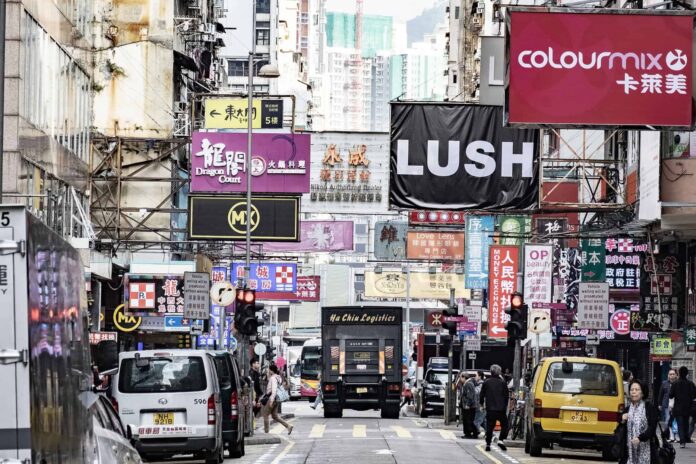 hong-kong_traffico_gente_persone