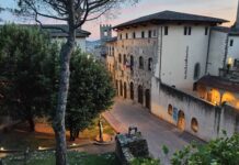 Casa Petrarca Biblioteca Arezzo
