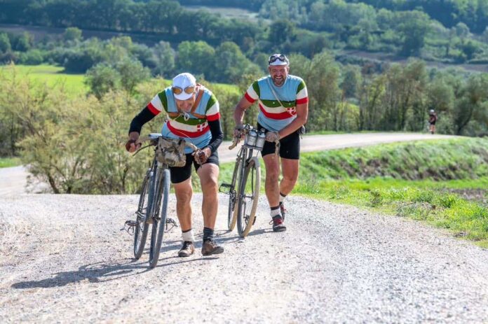 In 9 mila partecipano alla 25° edizione dell'Eroica