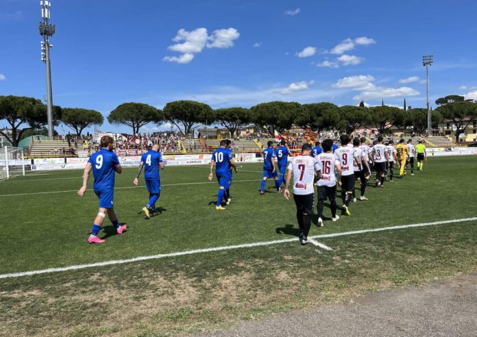 Poggibonsi_Arezzo_2023_ingresso_formazioni