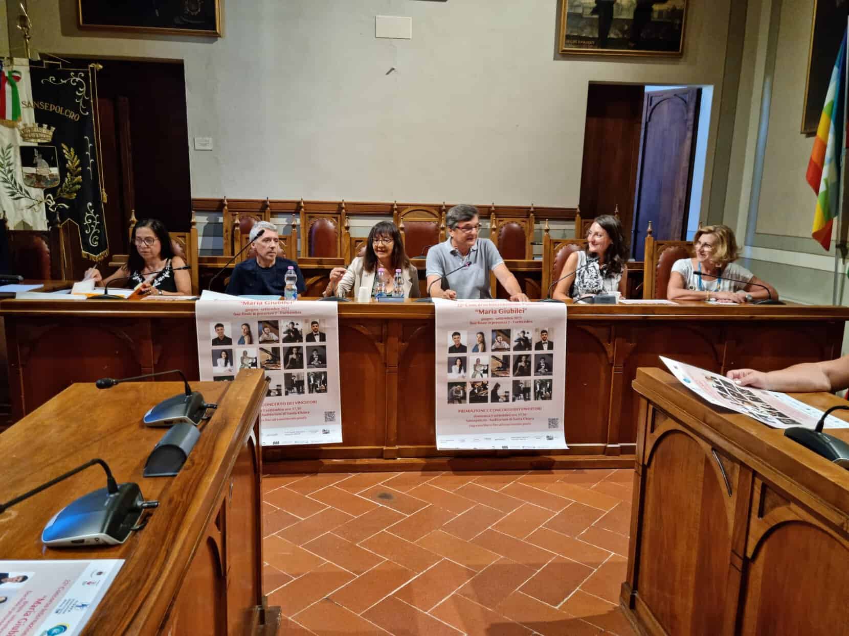 CONFERENZA CONCORSO PIANISTICO (2)