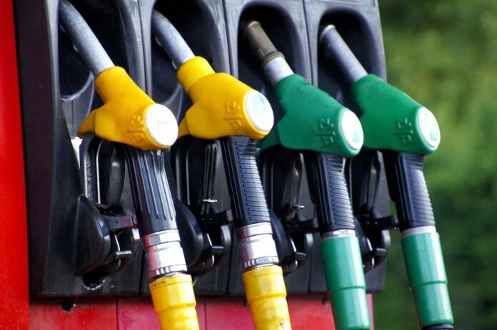 carburante-distributore-benzina-diesel-3