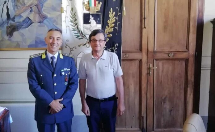 sindaco Innocenti e neocomandante Guardia Finanza