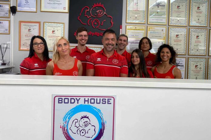 Body House - Staff Body House (2)