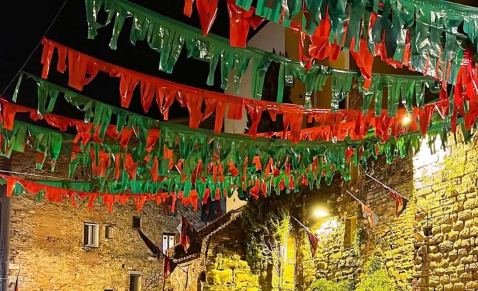 Porta Crucifera Quartiere sera 2023