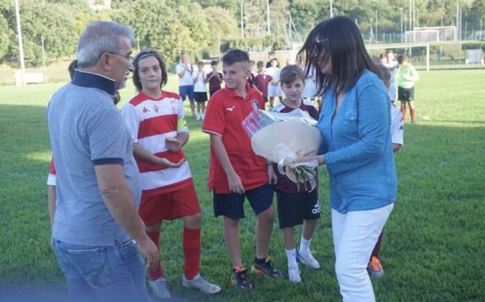 Zerbini, e consegna dei fiori alla famiglia nella scorsa edizione
