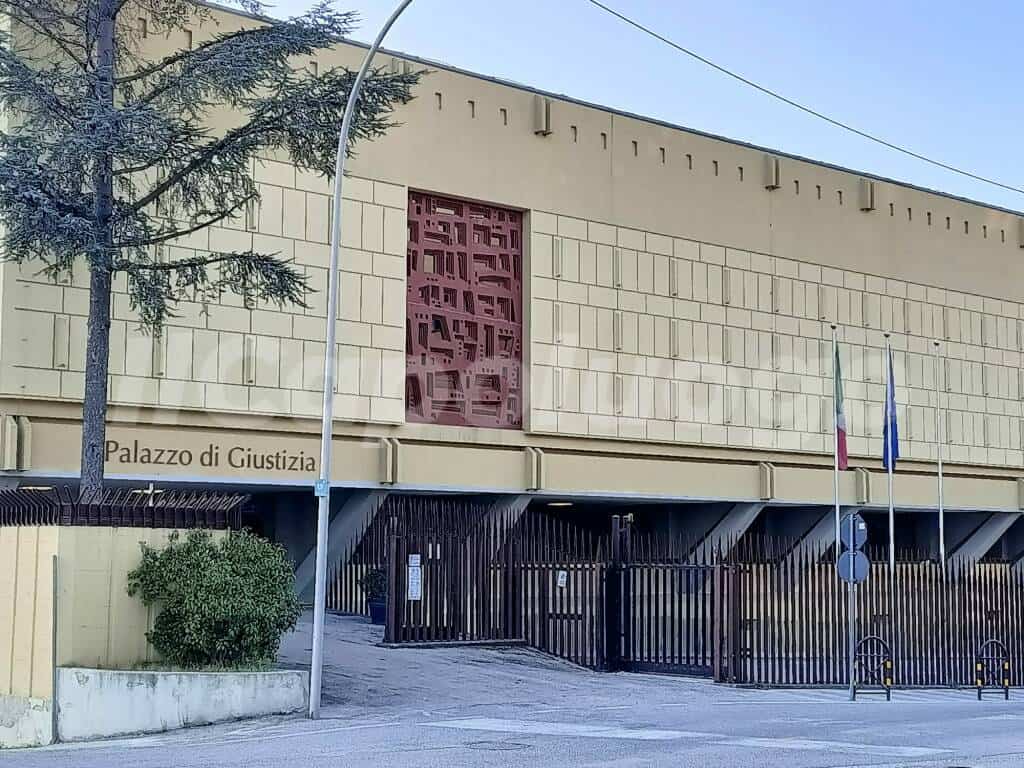 Tribunale l'Aquila