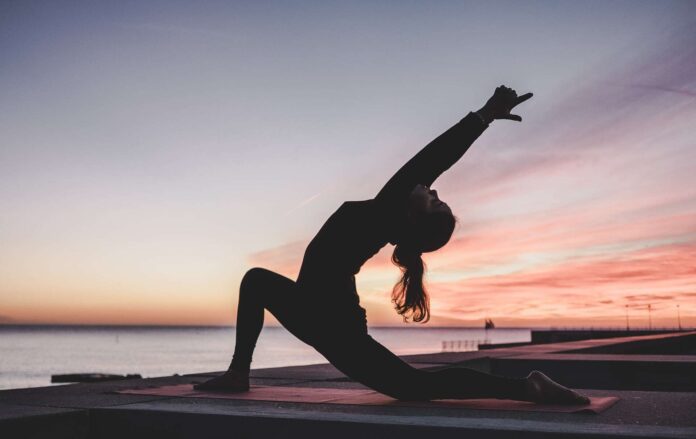 yoga-meditazione-mare