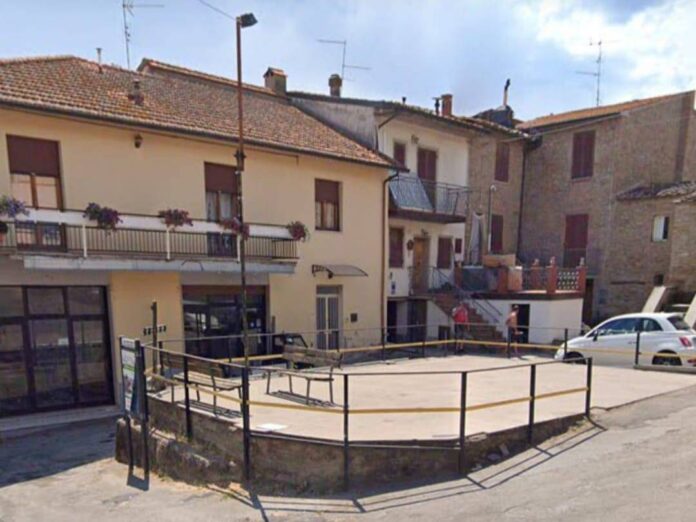 piazza Le Poggiola