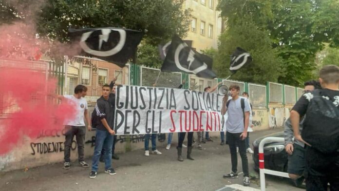 sit in federico caffè blocco studentesco