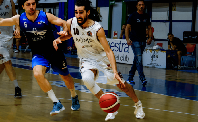 Daniele Rossi Amen basket