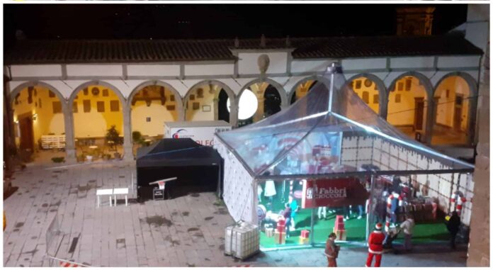 piazza del Minicipio Castiglion Fiorentino Natale