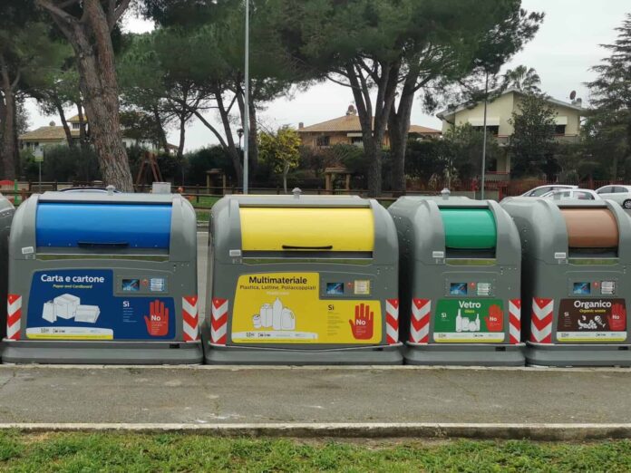 Sei toscana - cassonetti - rifiuti