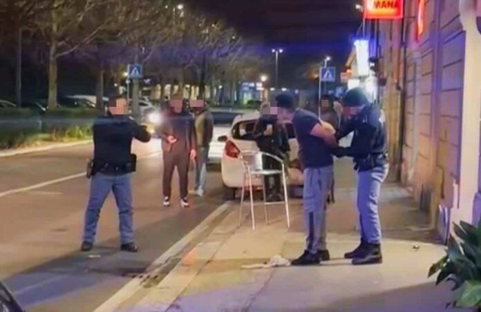 Passaparola intervento Polizia