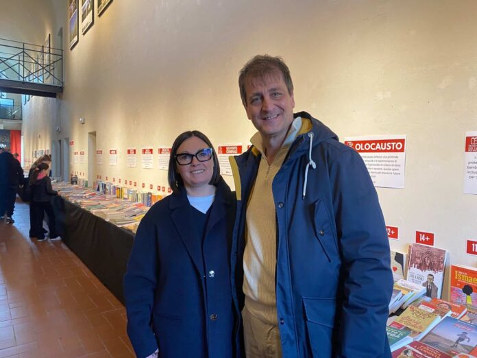 Katia di Mondadori Point con Roberto Morgese