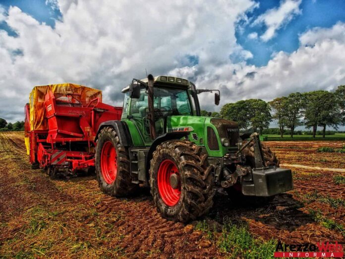 agricoltura-trattore