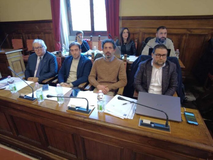 Gruppo consiliare Pd Arezzo su Macrì