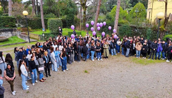 Flash mob giornata lilla disturbi alimentari