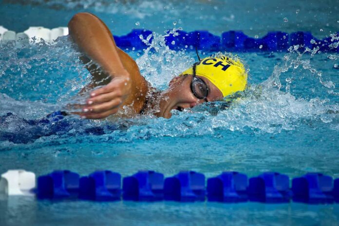 piscina-private-pubblica-bagno-nuoto
