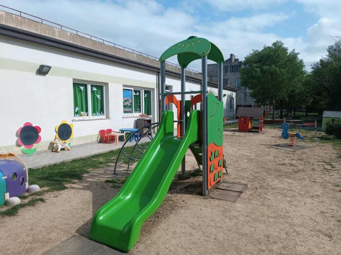 Gioco infanzia scuola Lippi