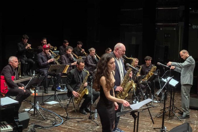 Jazz On The Corner - JOTC Open Orchestra (3)