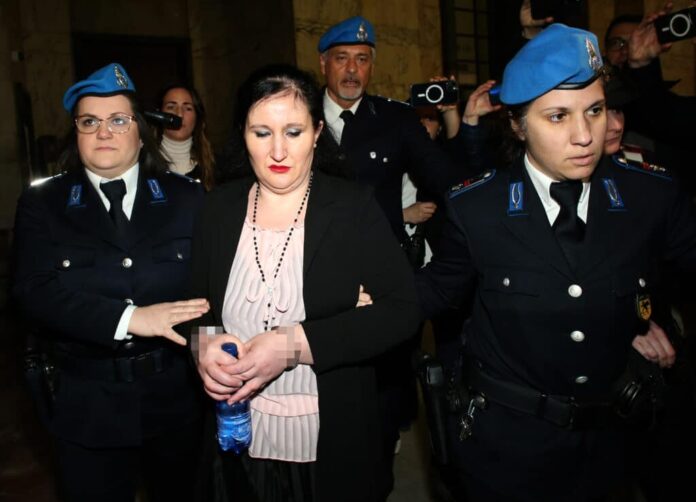 PROCESSO AD ALESSIA PIFFERI