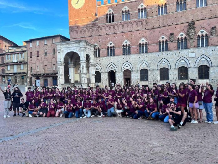ScuolaEstivaOrientamento_Unisi_Piazza_SCORSA-EDIZIONE