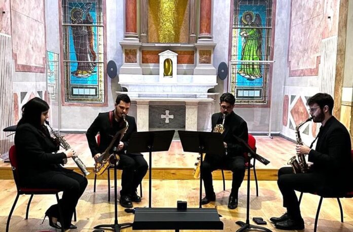 Harmonix Saxophone, Quartet