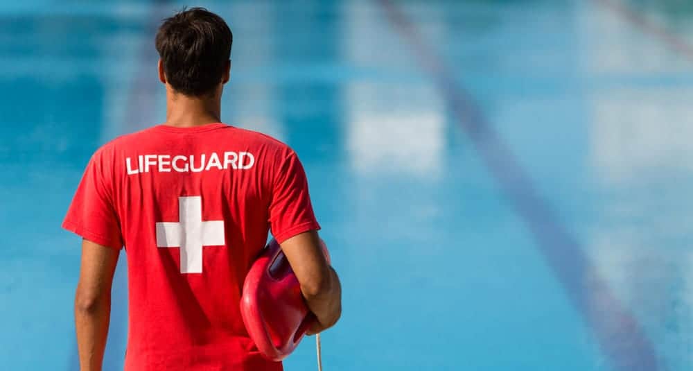 240830 ropi Sono andato in una piscina 01