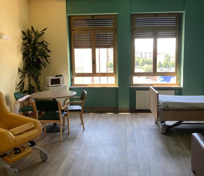 Delirium Room - geratria - San Donato_02