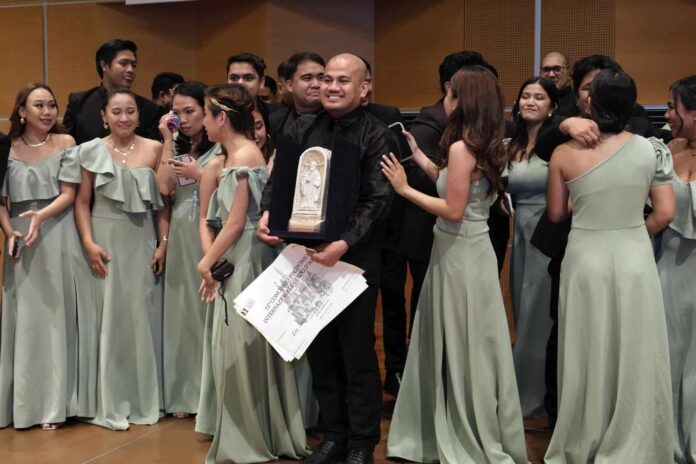 Los Cantantes de Manila