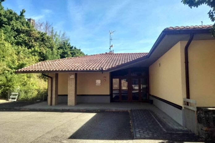 Poppi nel Cuore - Ex scuola servizi commerciali, Poppi (1)