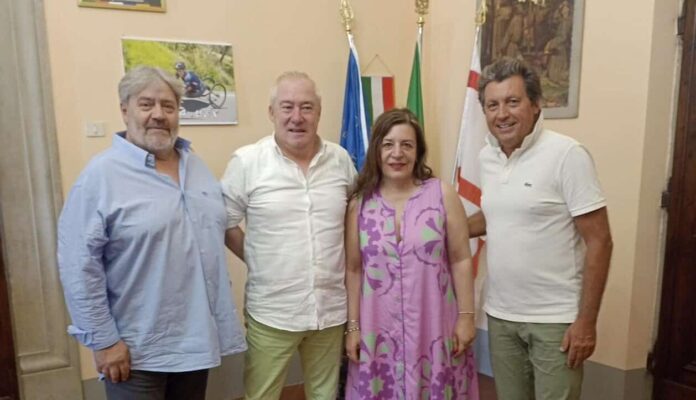 foto cinzia con i 3 sindaci