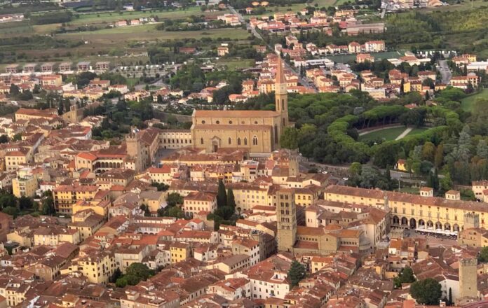 Arezzo_duomo_dall'alto