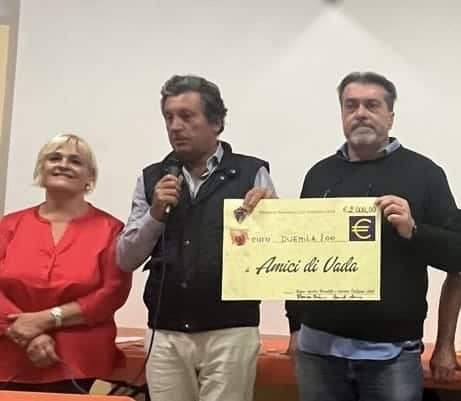 “Castiglioni Aiuta” hanno organizzato una conviviale a favore dell’Associazione Amici di Vada donando duemila euro.