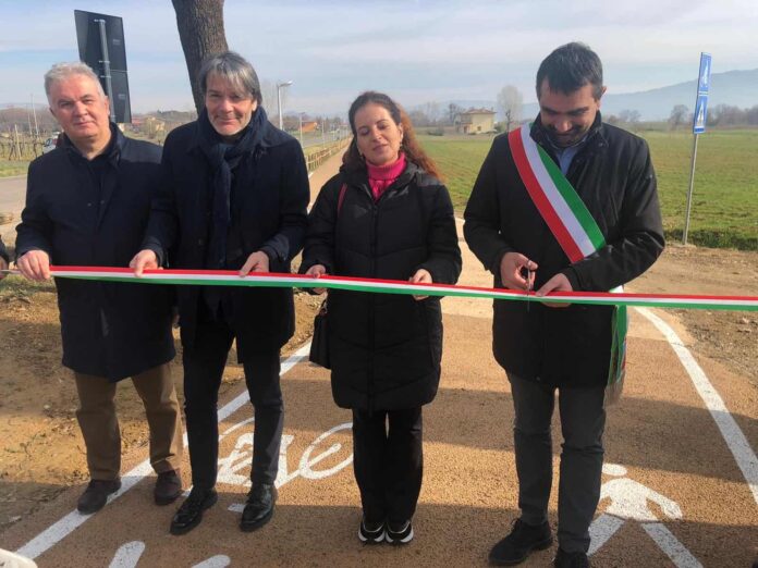 Civitella val di chiana_ Inaugurazinone Ciclabile_Sindaco Tavarnesi-Assessore Capacci-