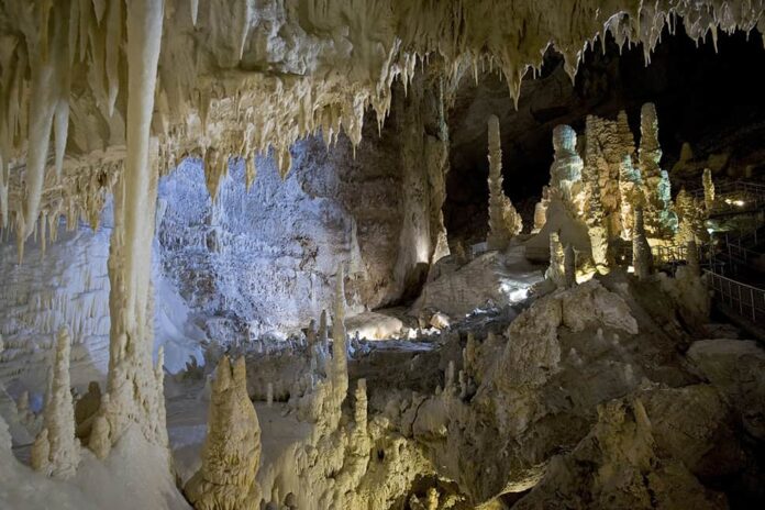 Grotte di Frasassi 3