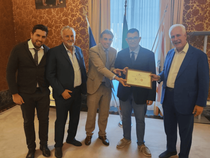 Medioetruria_Consegna 5000 Firme per una Stazione AV a Rigutino al Presidente della Toscana Giani - Agosto 2022
