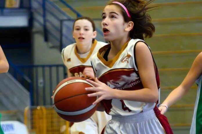 Scuola Basket Arezzo - Under13 femminile 2024-2025 (1)