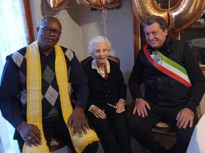 foto lidia polidori insieme a mario agnelli e don aimè