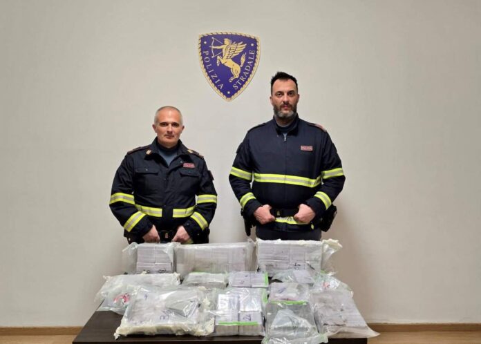 foto.Polizia-arresto-droga
