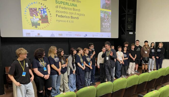 officine social movie 2024