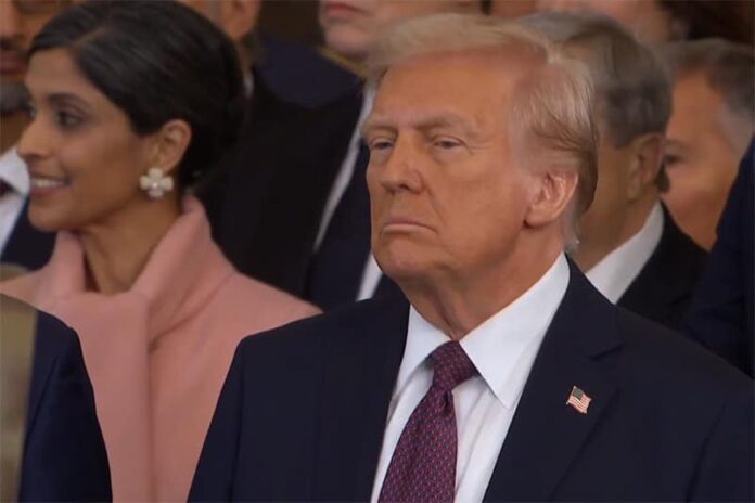 DONALD TRUMP PRESIDENTE USA