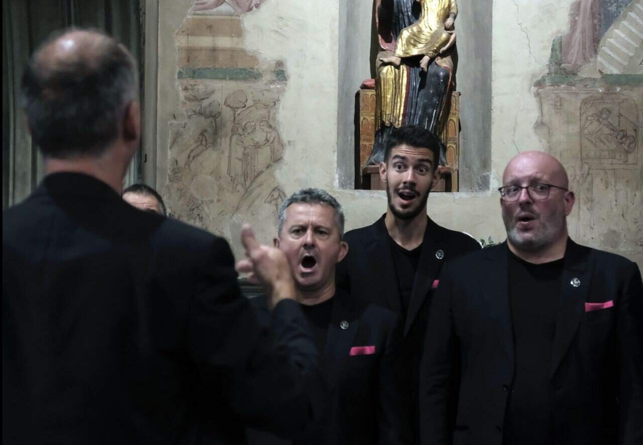 avviso per la selezione pubblica finalizzata all’affidamento dell’incarico di Direttore Artistico delle attività polifoniche e di Direttore Didattico della Scuola per Direttori di Coro.